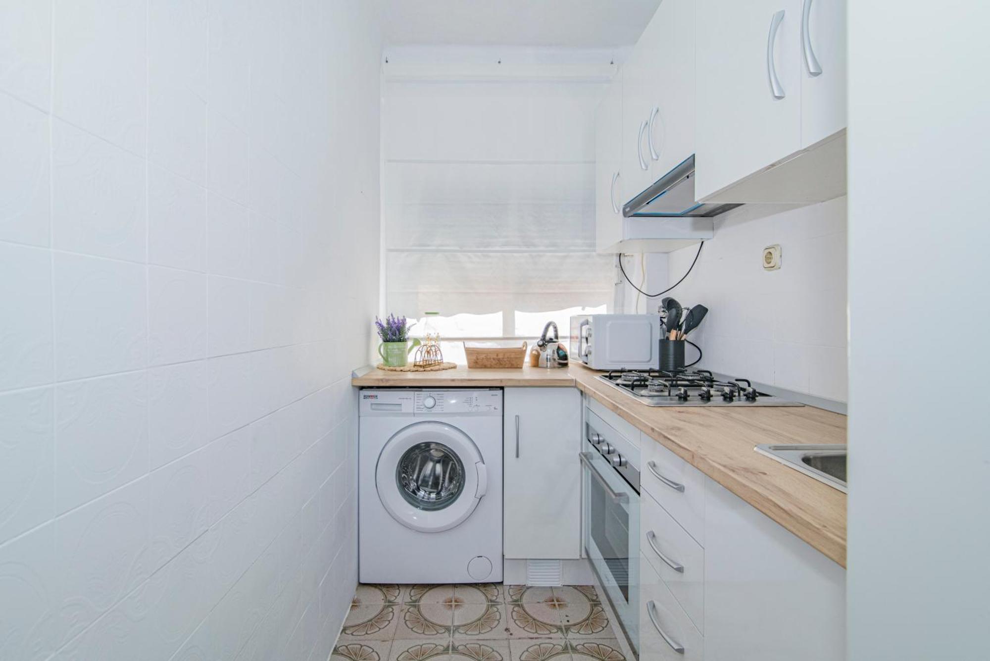 גרנדה Delfin Retreat Con Terraza Junto A Parada De Metro מראה חיצוני תמונה