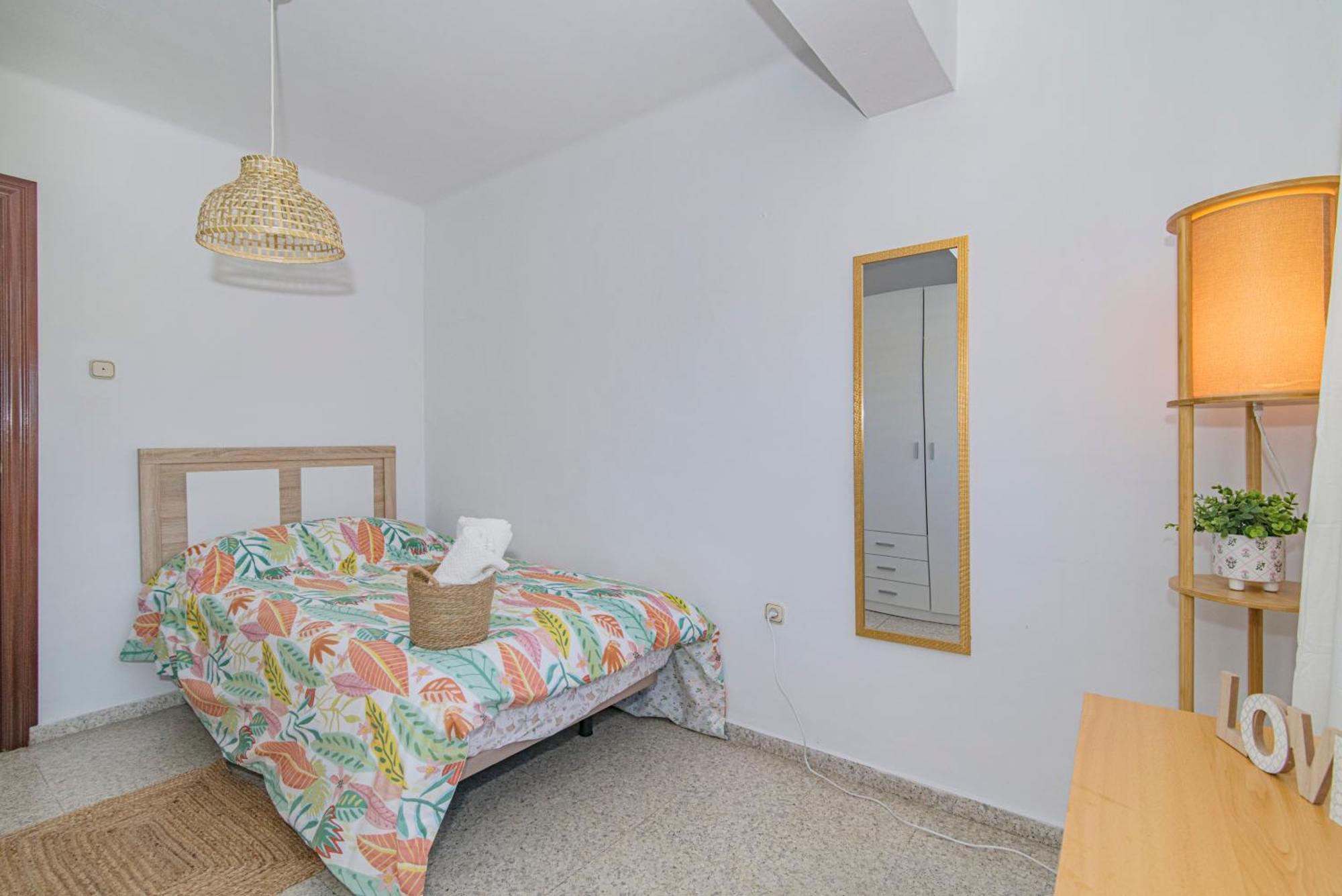 גרנדה Delfin Retreat Con Terraza Junto A Parada De Metro מראה חיצוני תמונה