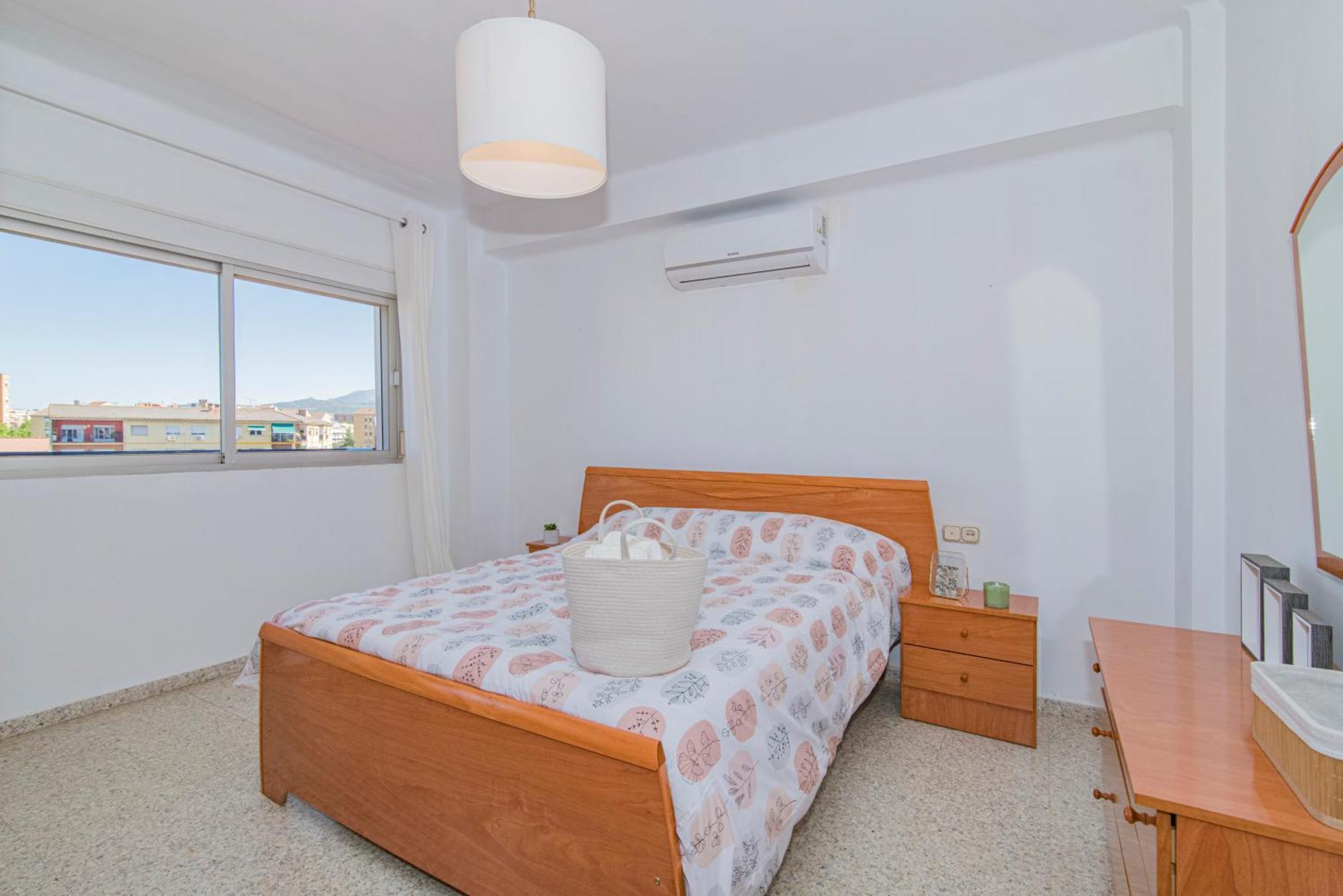 גרנדה Delfin Retreat Con Terraza Junto A Parada De Metro מראה חיצוני תמונה