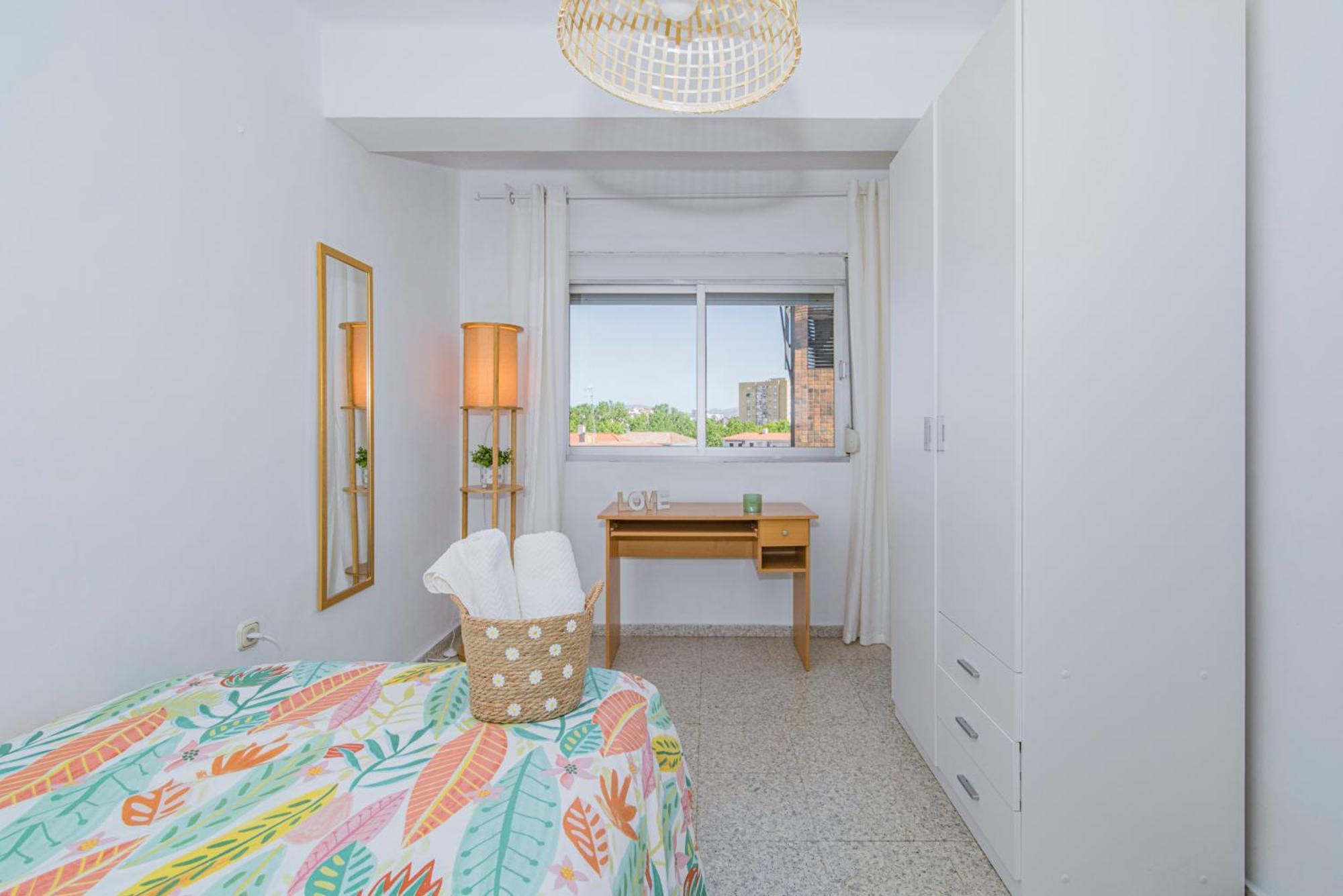 גרנדה Delfin Retreat Con Terraza Junto A Parada De Metro מראה חיצוני תמונה